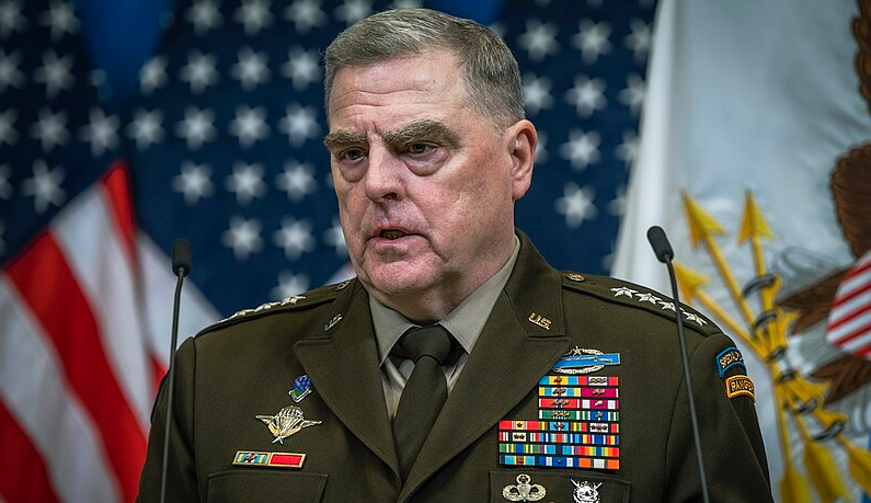 Tidligere stabschef i US Army: Vi må hurtigt lave en total omstrukturering af forsvaret til den nye virkelighed med droner