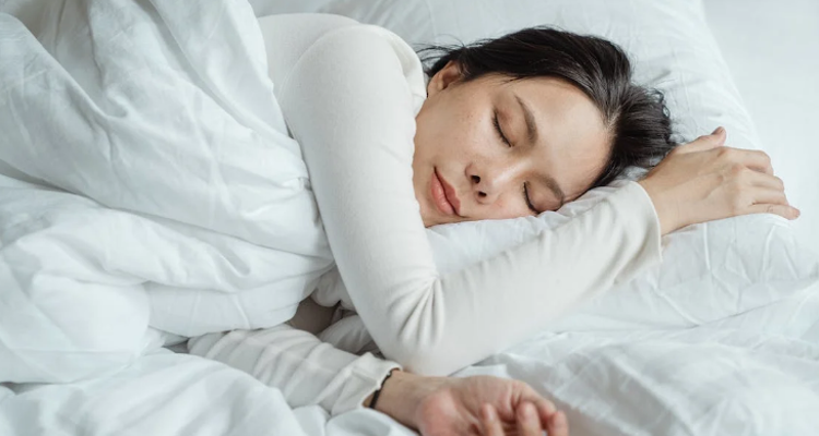 En kort lur i dagtimerne giver en sundere og større hjerne viser nyt studie